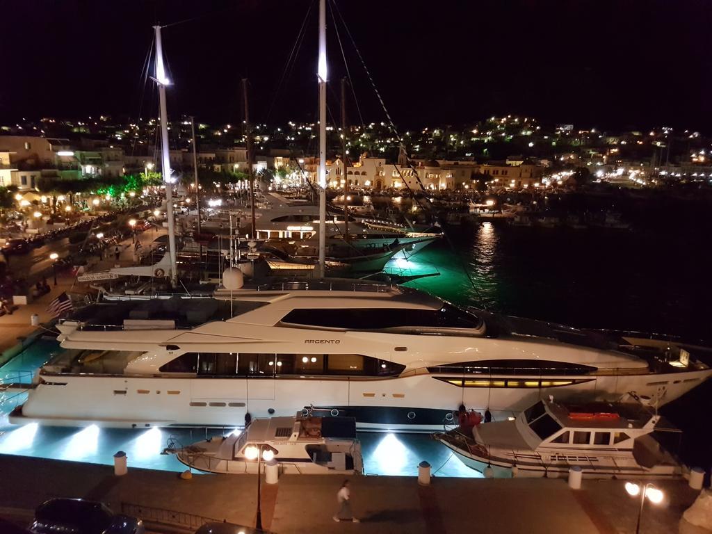 Olympic Hotel Kalymnos Town Exterior photo